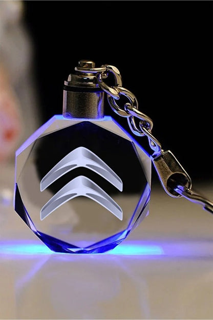 Araç Logolu Işıklı Anahtarlık